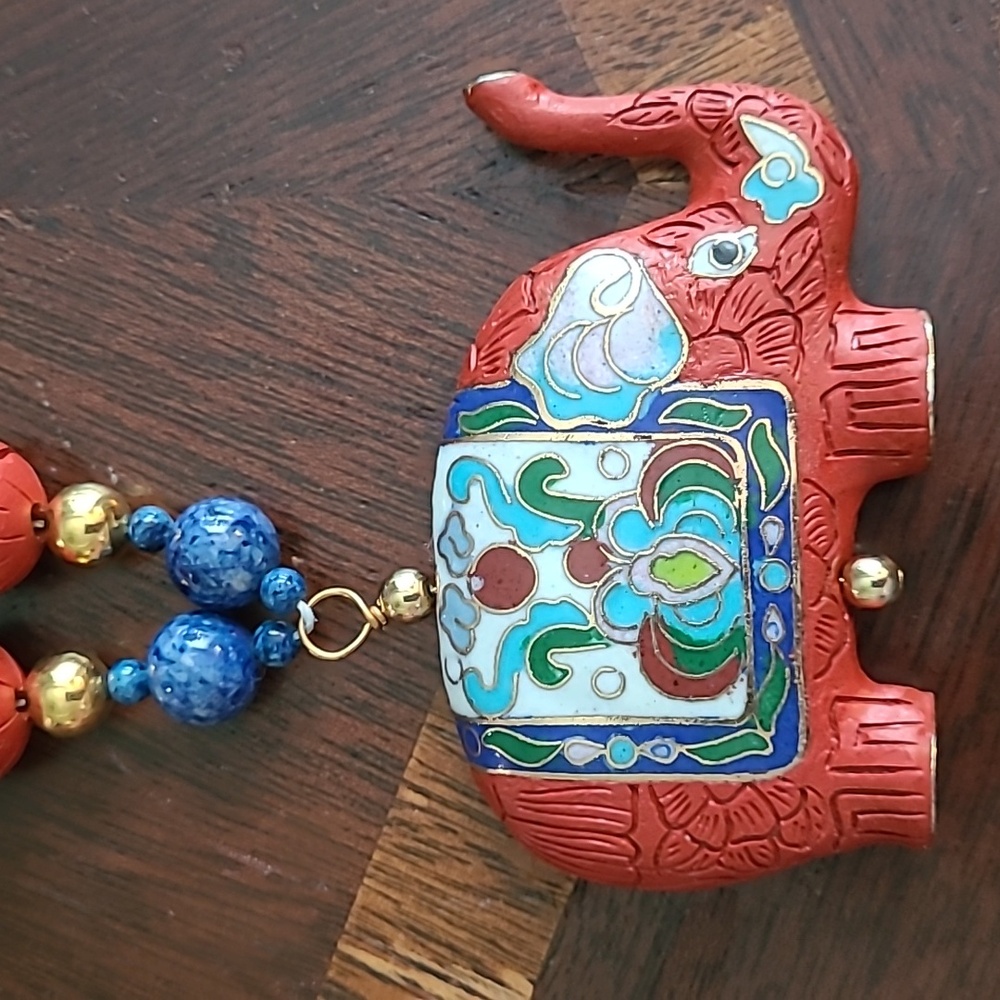 Vintage Cloisonne Elephant Necklace 70's/80's